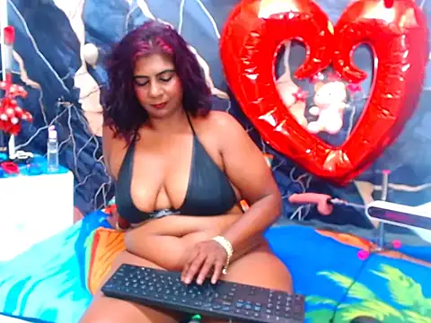 indianerotica69 online show from 03/07/26, 09:42