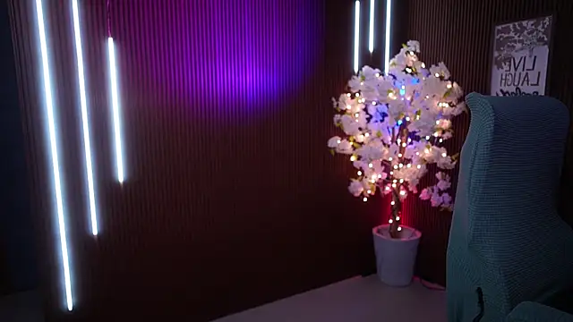 xxforyoureyesonlyxx online show from 12/18/25, 03:00