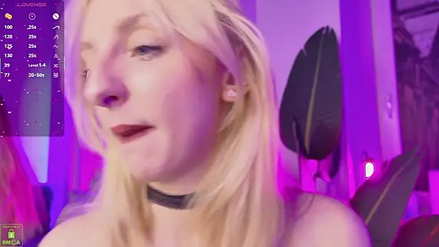 maya snow online show from 11/17/25, 10:52