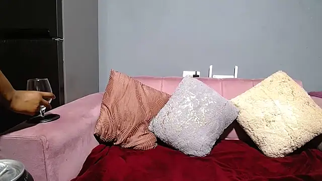 Goddessberry online show from 04/11/26, 10:35