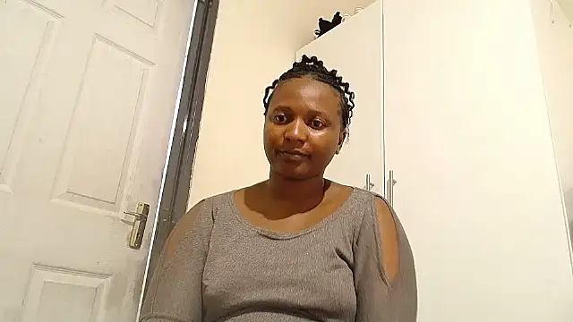 Goddessberry online show from 04/15/26, 07:36