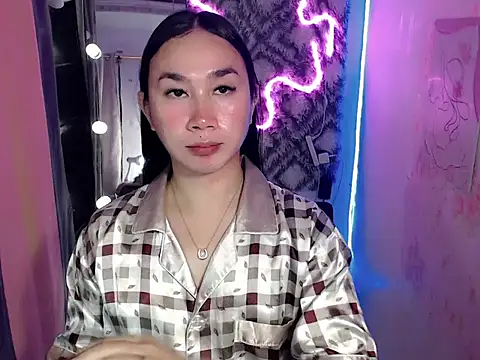 in yourdreamstarxx online show from 01/12/26, 04:47