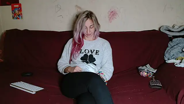 AsyaLulu online show from 12/19/25, 03:58