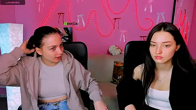 miki-niki online show from 03/24/26, 06:46