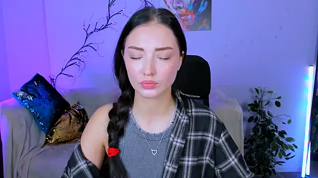 miki-niki online show from 10/06/25, 12:17