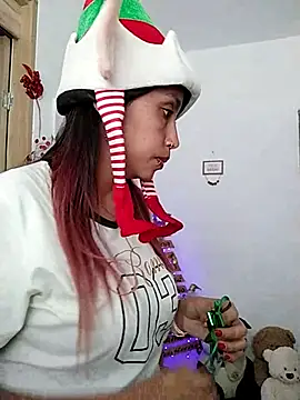 valeriasweet  online show from 12/16/25, 05:28