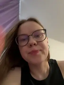 Snapshot of _CherryBloom_ chatting on 02/10/26, 12:26 CherryBloom online show from 02/10/26, 12:26