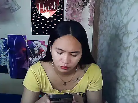 Snapshot of Sexyjane_24 chatting on 10/22/25, 01:05 Sexyjane 24 online show from 10/22/25, 01:05