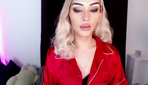Alicegreenexx online show from 06/18/26, 05:07