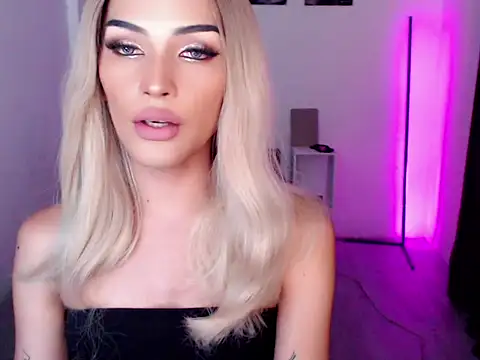 Alicegreenexx online show from 04/15/26, 11:27