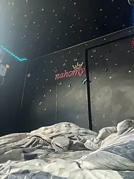 naho love online show from 10/24/25, 06:29