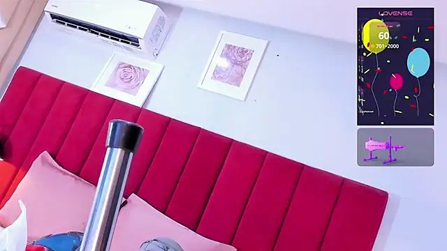 Snapshot of abby_blond_ chatting on 11/13/25, 12:31 abby blond online show from 11/13/25, 12:31