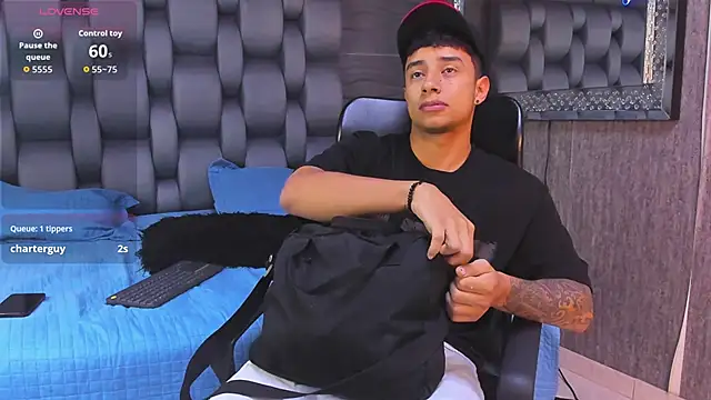 Snapshot of jaze_bradley chatting on 11/07/25, 11:26 jaze bradley online show from 11/07/25, 11:26