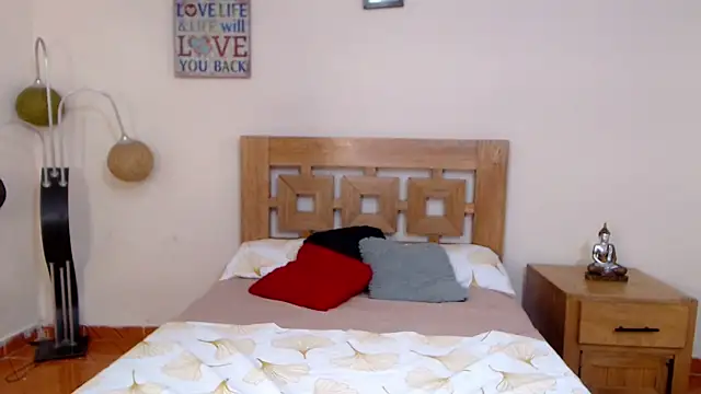 ValeSantoDomingo online show from 10/14/25, 09:36