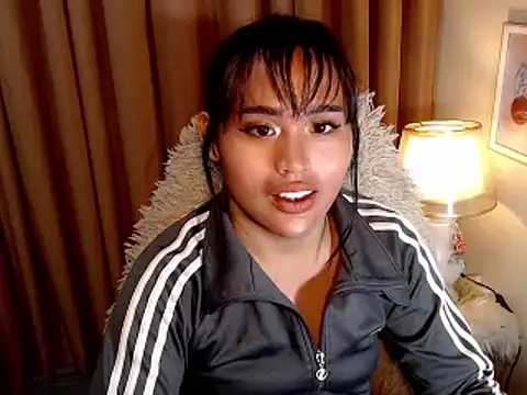 urmidnightcravingsxx online show from 04/01/26, 06:05