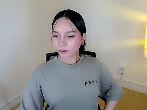 holly tabby online show from 01/09/26, 08:49