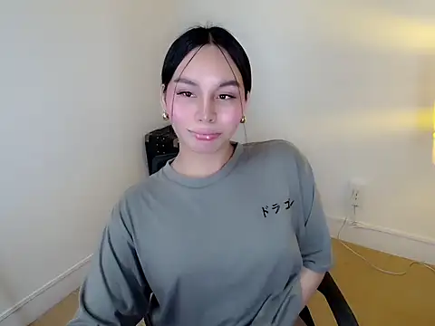 holly tabby online show from 02/01/26, 01:15