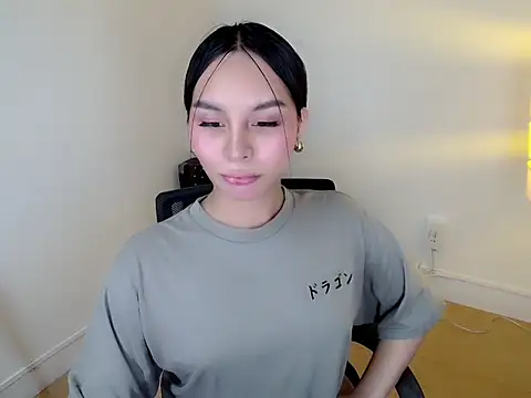 holly tabby online show from 02/06/26, 05:03