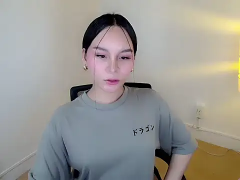 holly tabby online show from 01/12/26, 10:36