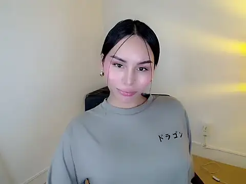 holly tabby online show from 03/26/26, 08:29