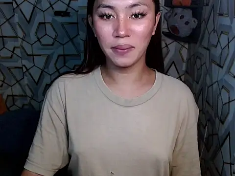 sugar hailey online show from 11/17/25, 08:24