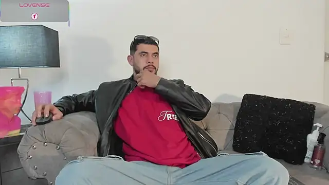 Dimitri Bass online show from 11/23/25, 06:40