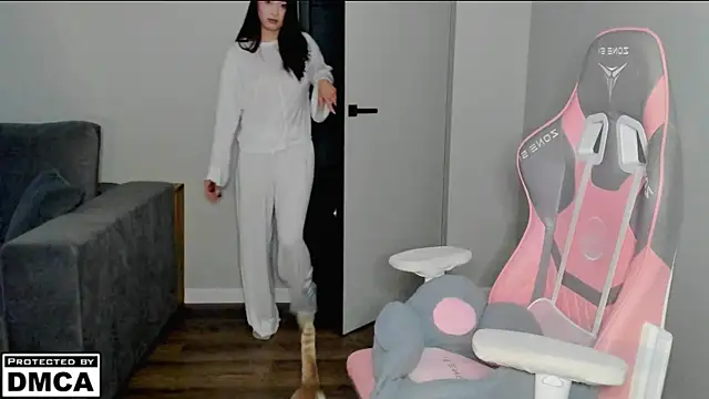 MeilideQian1 online show from 06/30/26, 05:29