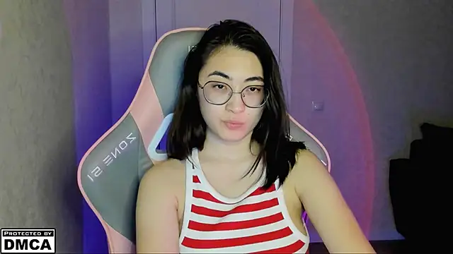 MeilideQian1 online show from 11/22/25, 05:34