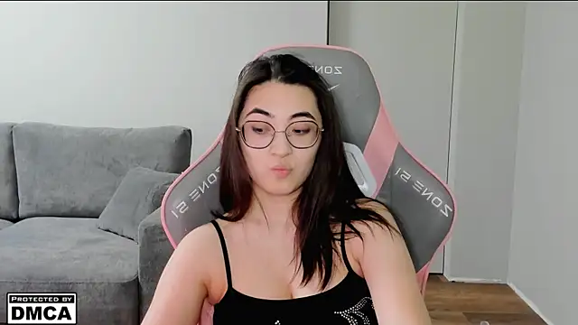 MeilideQian1 online show from 04/11/26, 02:21