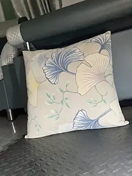 Snapshot of meiiijr55 chatting on 01/08/26, 05:08 meiiijr55 online show from 01/08/26, 05:08