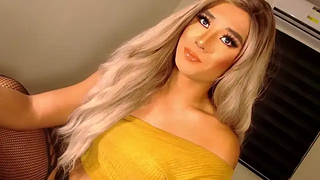 SissifyMeNow online show from 10/27/25, 01:28