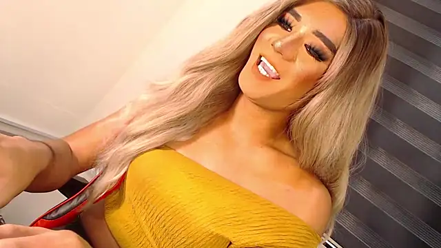 SissifyMeNow online show from 11/09/25, 02:59