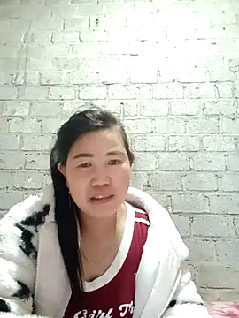 Snapshot of jienrrr chatting on 10/15/25, 11:40 jienrrr online show from 10/15/25, 11:40