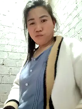 Snapshot of jienrrr chatting on 10/23/25, 01:21 jienrrr online show from 10/23/25, 01:21