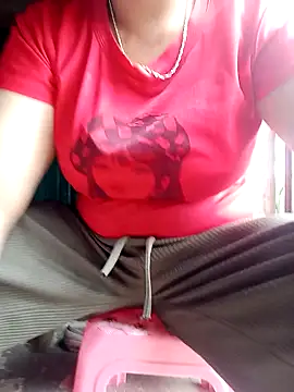 jienrrr online show from 06/18/26, 07:40