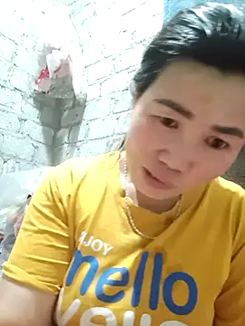 Snapshot of jienrrr chatting on 10/31/25, 01:02 jienrrr online show from 10/31/25, 01:02