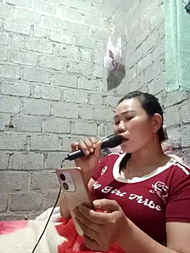 Snapshot of jienrrr chatting on 10/11/25, 01:34 jienrrr online show from 10/11/25, 01:34