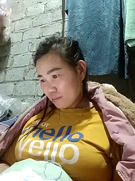 Snapshot of jienrrr chatting on 11/04/25, 01:48 jienrrr online show from 11/04/25, 01:48