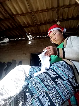 Snapshot of jienrrr chatting on 12/01/25, 03:51 jienrrr online show from 12/01/25, 03:51