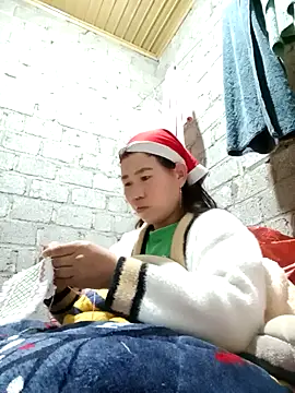 Snapshot of jienrrr chatting on 12/01/25, 11:27 jienrrr online show from 12/01/25, 11:27