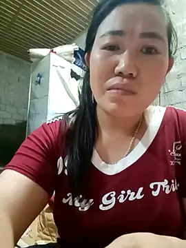 Snapshot of jienrrr chatting on 10/14/25, 11:33 jienrrr online show from 10/14/25, 11:33