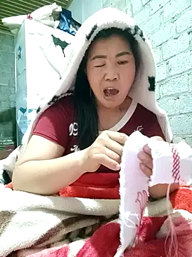 Snapshot of jienrrr chatting on 10/12/25, 10:55 jienrrr online show from 10/12/25, 10:55