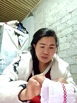 Snapshot of jienrrr chatting on 10/14/25, 11:36 jienrrr online show from 10/14/25, 11:36