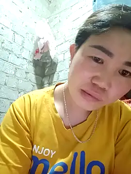 Snapshot of jienrrr chatting on 11/01/25, 12:28 jienrrr online show from 11/01/25, 12:28