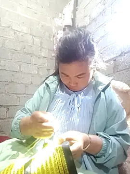 Snapshot of jienrrr chatting on 11/12/25, 12:53 jienrrr online show from 11/12/25, 12:53