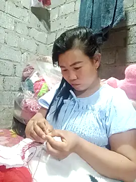 Snapshot of jienrrr chatting on 10/16/25, 11:51 jienrrr online show from 10/16/25, 11:51