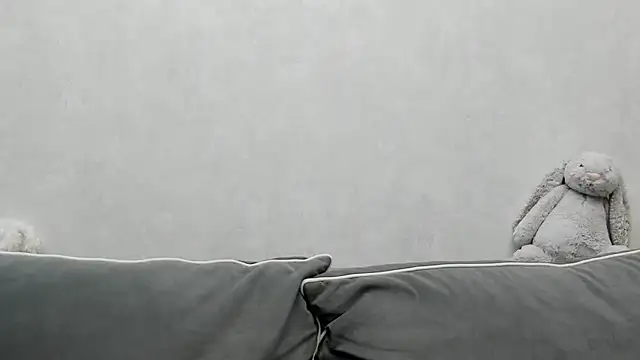 Sarah keyy online show from 05/04/26, 06:44