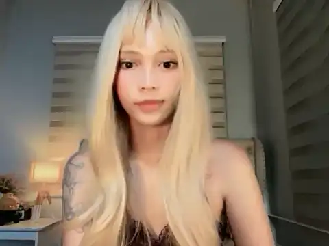 Snapshot of isabella_chasex chatting on 04/07/26, 11:28 isabella chasex online show from 04/07/26, 11:28