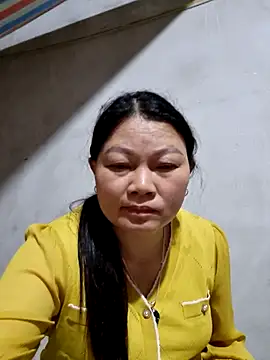 yoowwmr online show from 10/26/25, 01:22