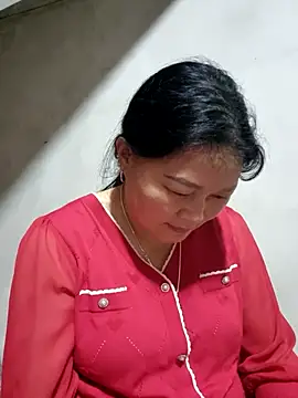 yoowwmr online show from 11/11/25, 12:00